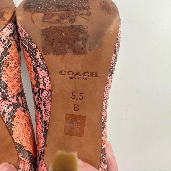 Coach heels 5.5 35.5 pink snakeskin embossed leather python stilettos barbiecore - Picture 8 of 12
